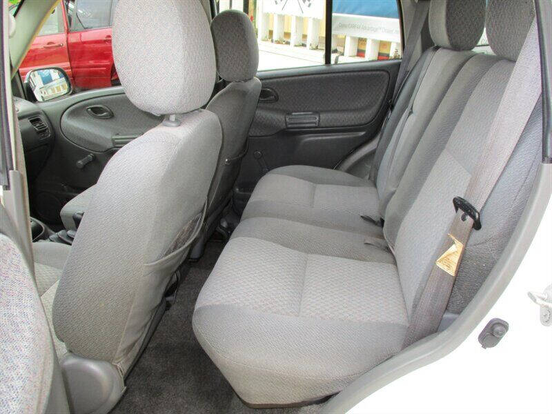 2000 Chevrolet Tracker