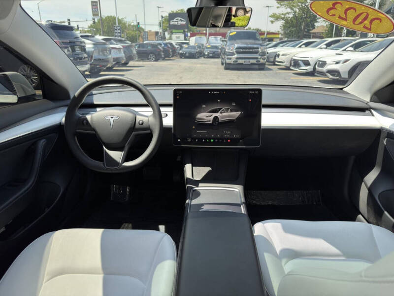 2023 Tesla Model 3