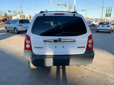 2005 Mazda Tribute i