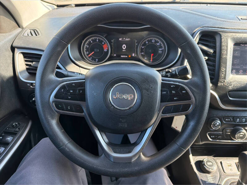 2019 Jeep Cherokee Latitude