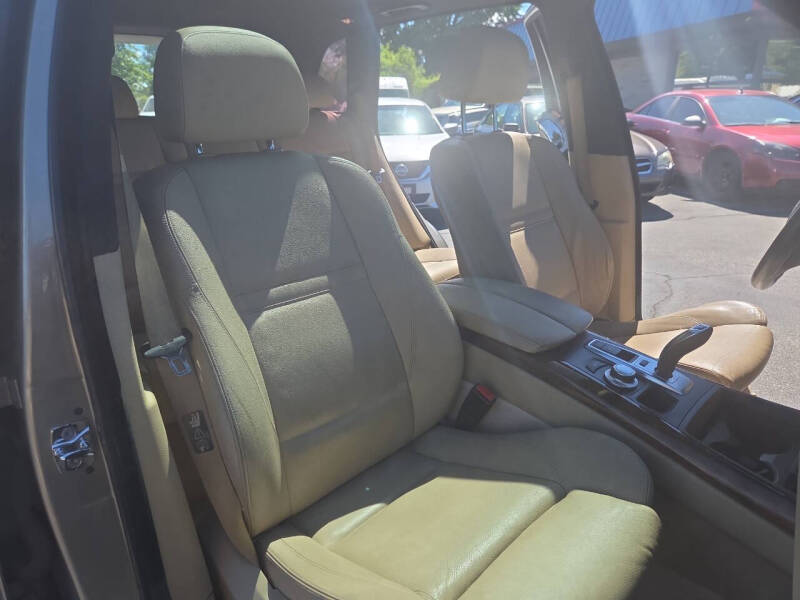 2007 BMW X5 4.8i