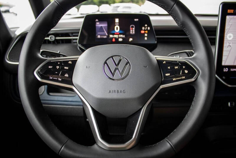 2025 Volkswagen ID. Buzz Pro S Plus