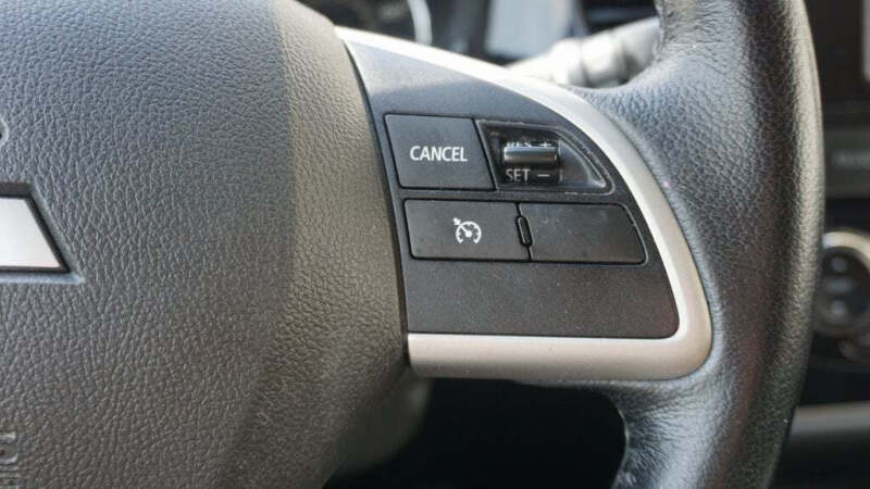 2015 Mitsubishi Outlander SE