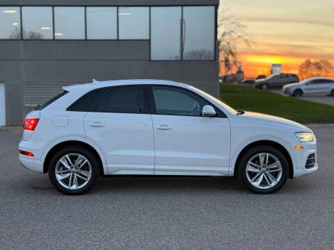 2017 Audi Q3 2.0T quattro Premium