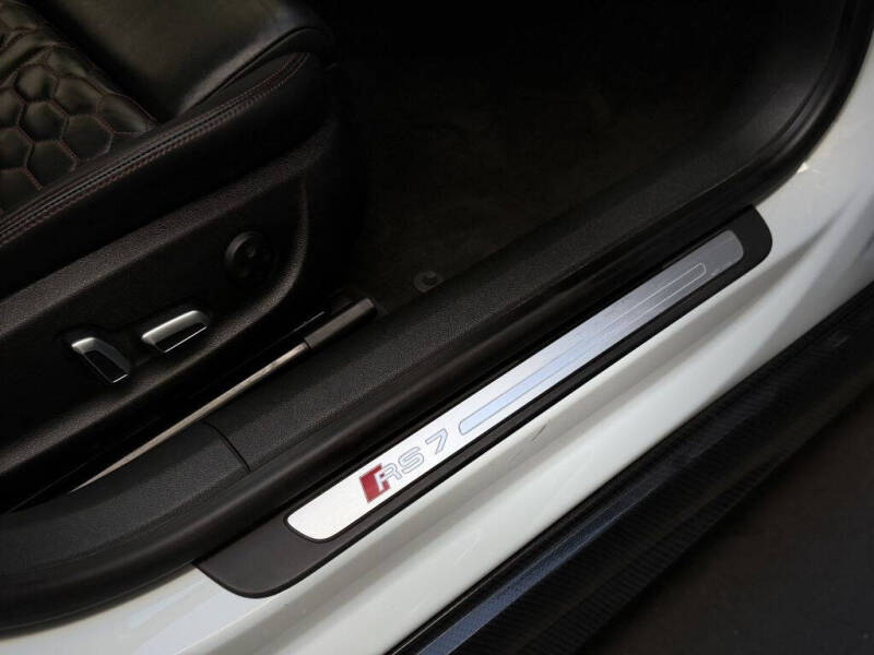 2014 Audi RS 7 4.0T quattro Prestige