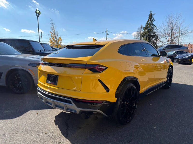 2020 Lamborghini Urus