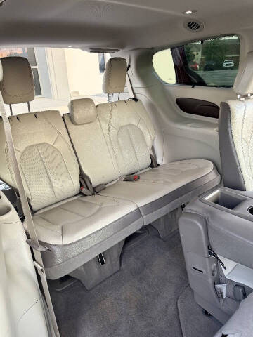 2019 Chrysler Pacifica Touring L