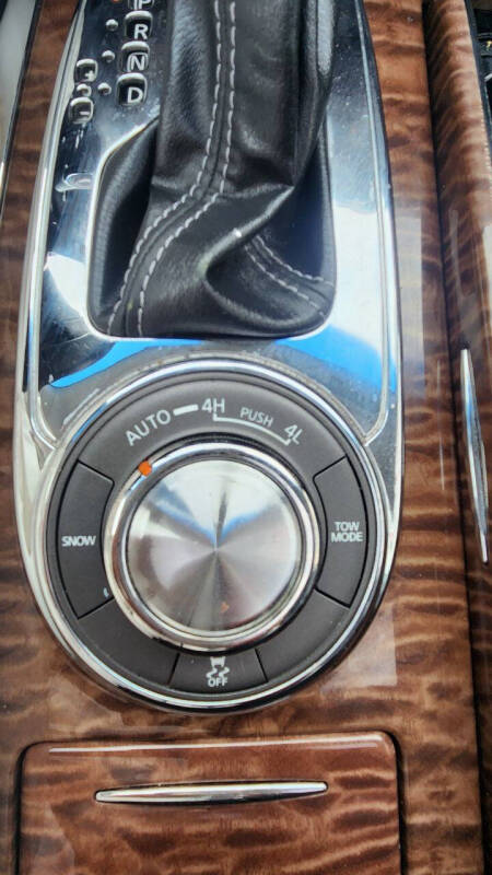 2017 Nissan Armada Platinum