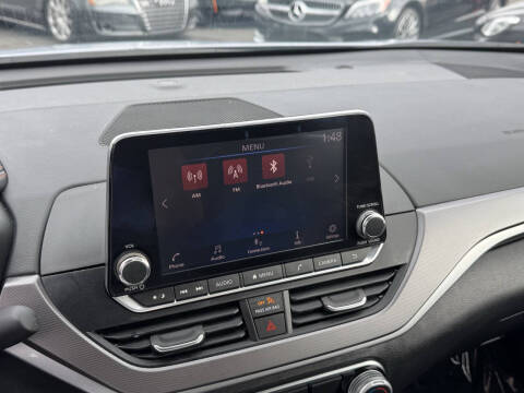 2024 Nissan Altima 2.5 SR