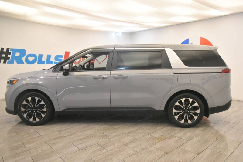 2024 Kia Carnival EX