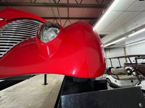1939 Ford Deluxe