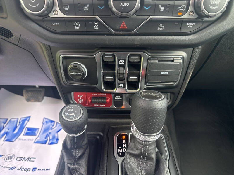 2025 Jeep Gladiator Mojave