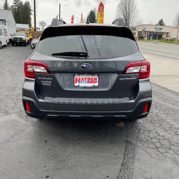 2018 Subaru Outback 2.5i Premium