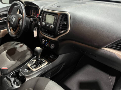2018 Jeep Cherokee Latitude