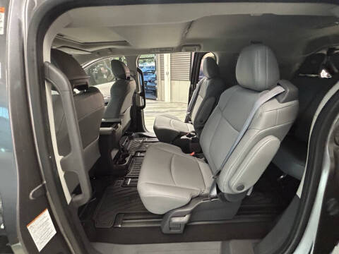 2021 Toyota Sienna XLE 7-Passenger