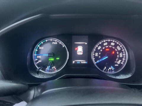 2022 Toyota RAV4 Hybrid XLE