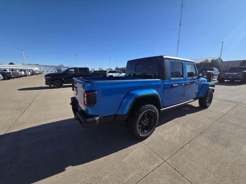 2026 Jeep Gladiator Willys