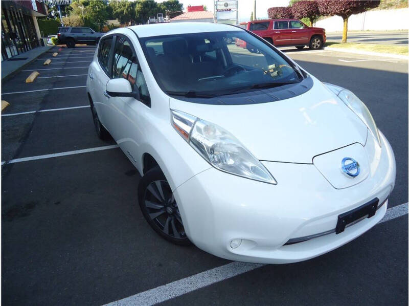 2016 Nissan LEAF