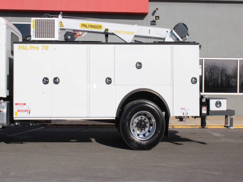 2026 Peterbilt 537