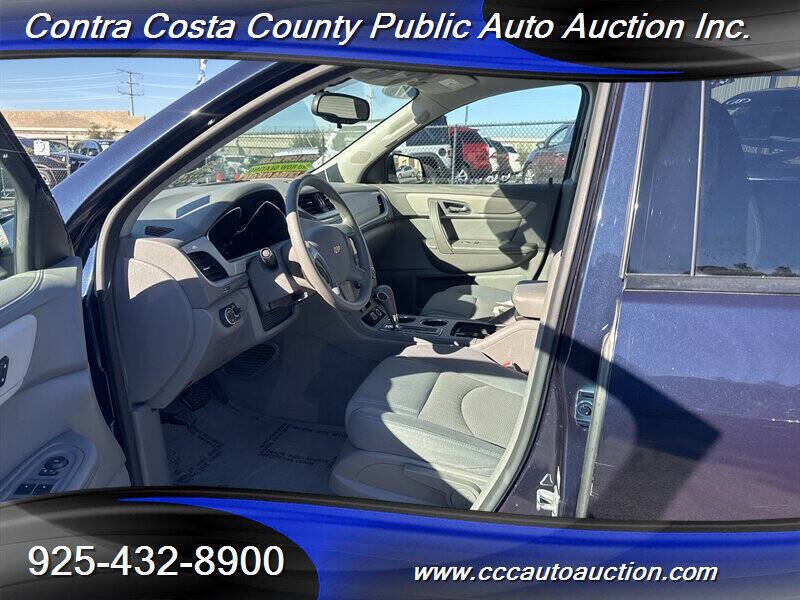 2017 Chevrolet Traverse LS