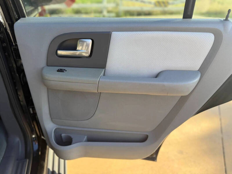 2004 Ford Expedition XLT