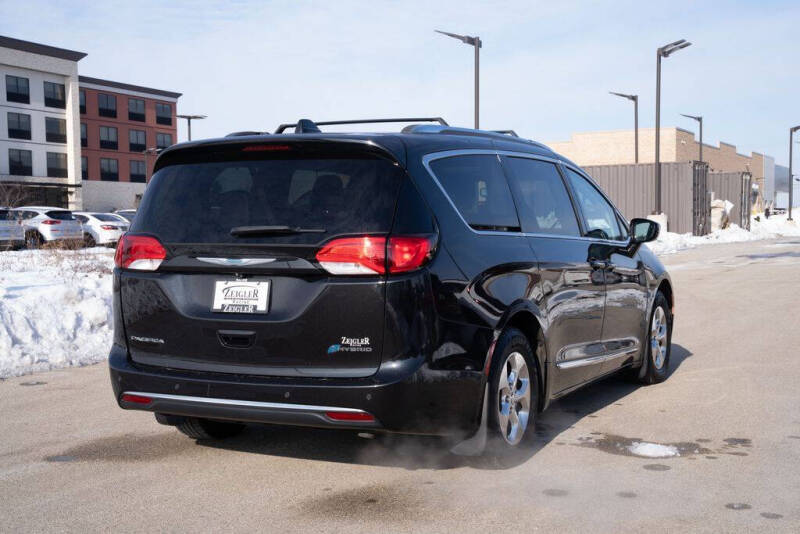2018 Chrysler Pacifica Hybrid Limited