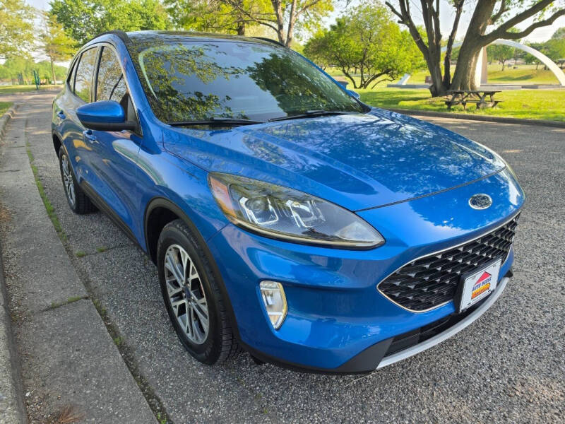 2020 Ford Escape SEL