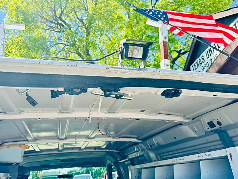 2005 Ford E-Series E-250