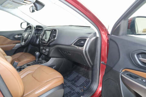 2019 Jeep Cherokee Overland