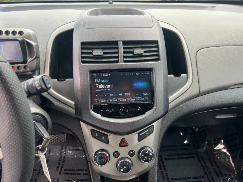 2013 Chevrolet Sonic LT Auto