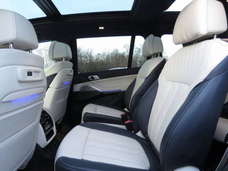 2019 BMW X7 xDrive50i