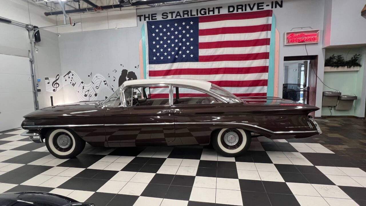 1960 Oldsmobile Eighty-Eight 16