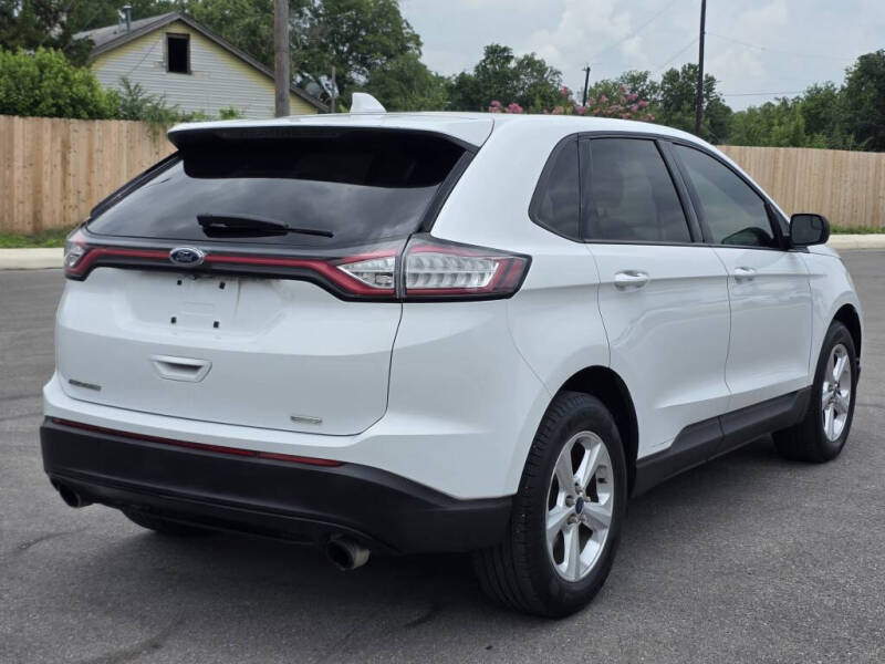 2015 Ford Edge SE