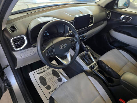 2023 Hyundai Venue SEL