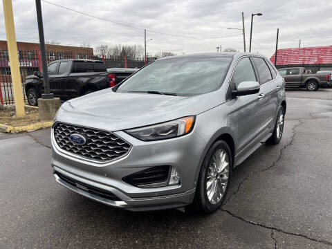2020 Ford Edge Titanium