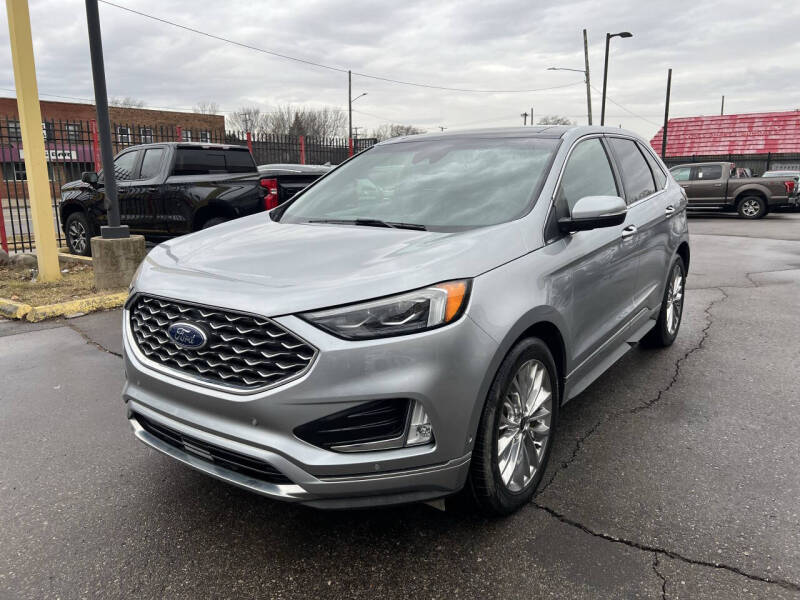 2020 Ford Edge Titanium