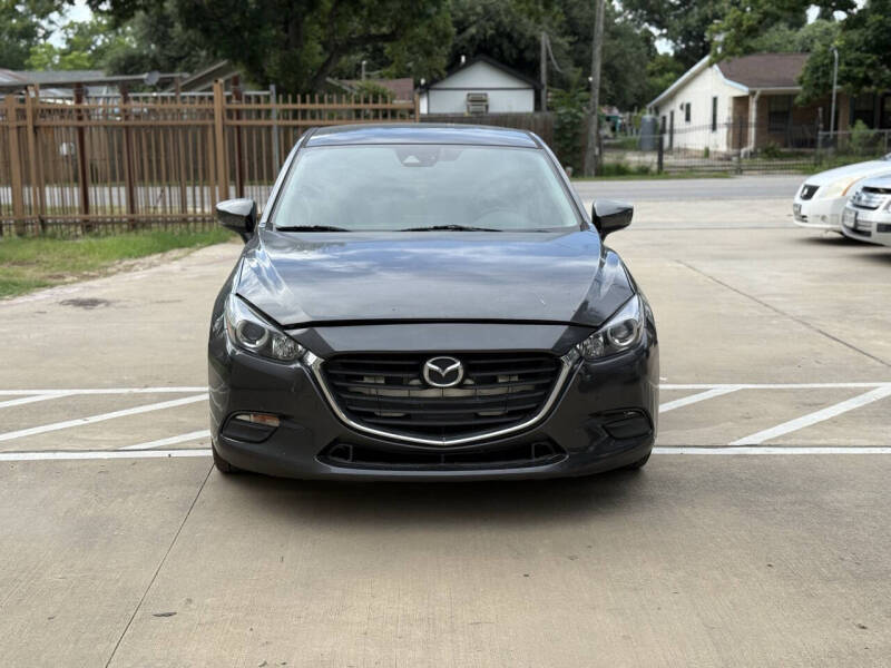 2017 Mazda Mazda3 Touring's photo