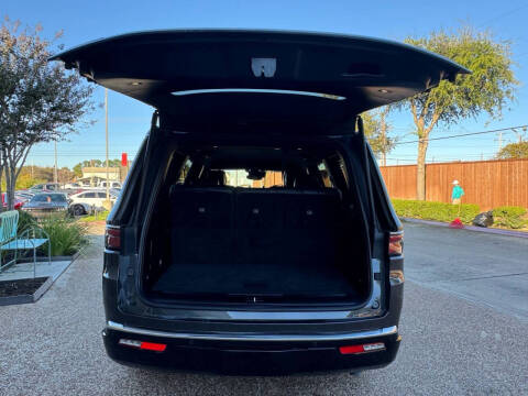 2022 Jeep Wagoneer Series III