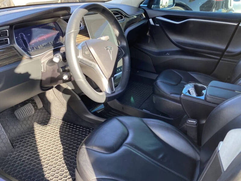 2015 Tesla Model S