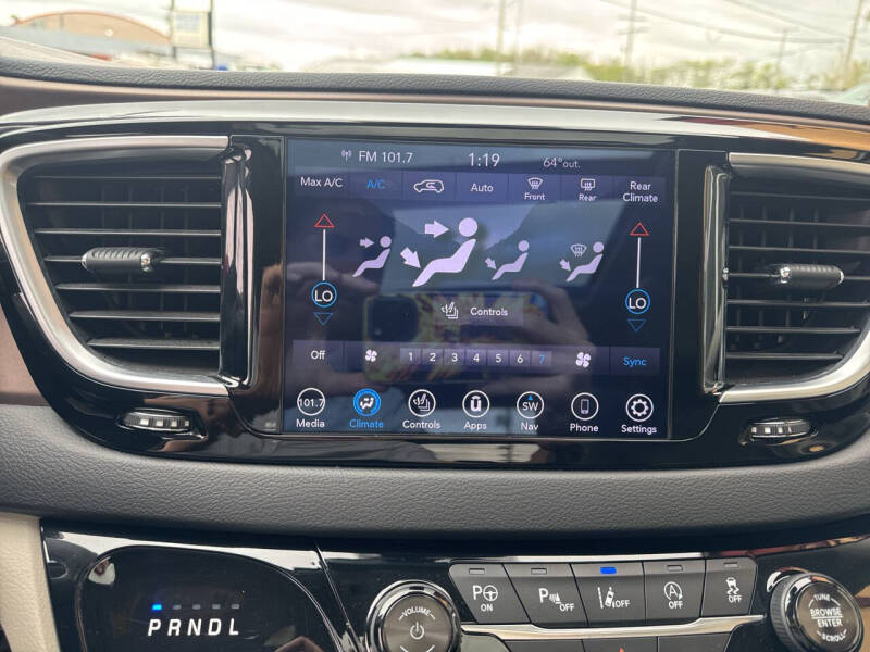 2018 Chrysler Pacifica Touring L Plus