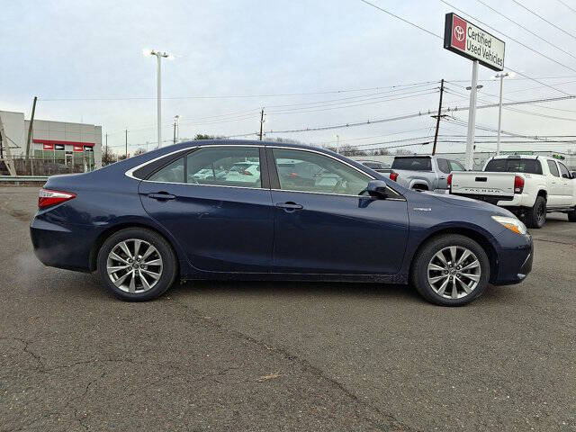 2016 Toyota Camry Hybrid XLE