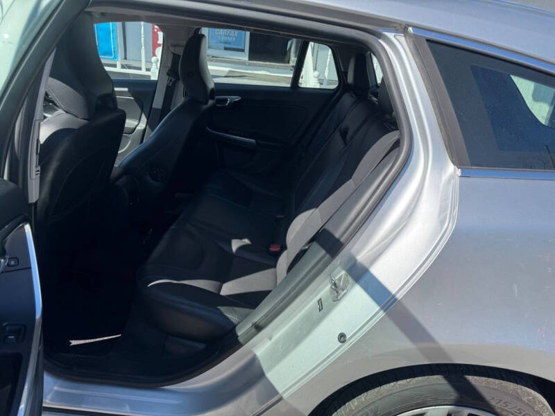 2015 Volvo V60 T5 Drive-E Premier