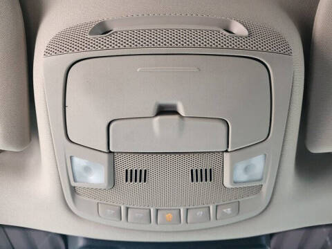 2023 Lincoln Navigator Standard