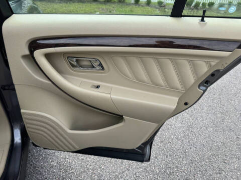 2013 Ford Taurus Limited