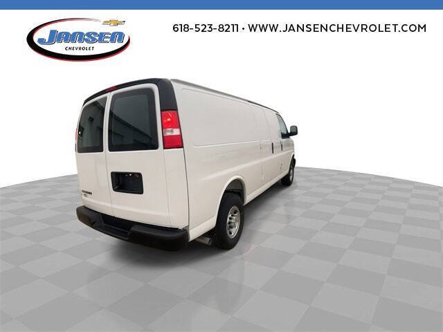 2025 Chevrolet Express 2500