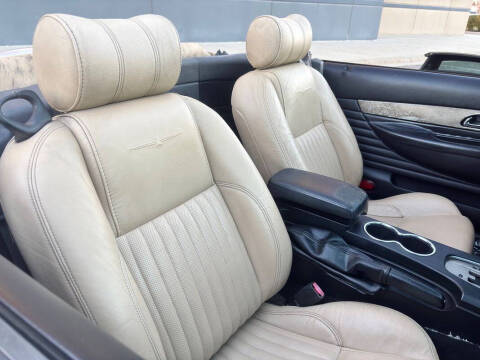 2004 Ford Thunderbird Deluxe