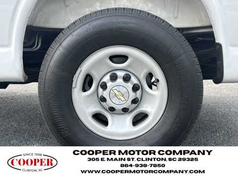 2025 Chevrolet Express LS 3500