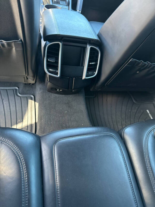 2016 Porsche Cayenne