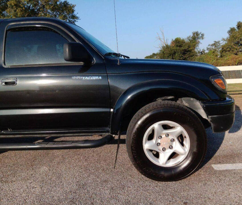 2004 Toyota Tacoma for sale at AUTOPLUG 360 in Stafford, TX