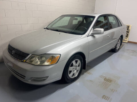 2002 Toyota Avalon for sale at Wendell Motors LLC in Hueytown AL